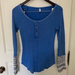 Free People | blue long sleeve top
